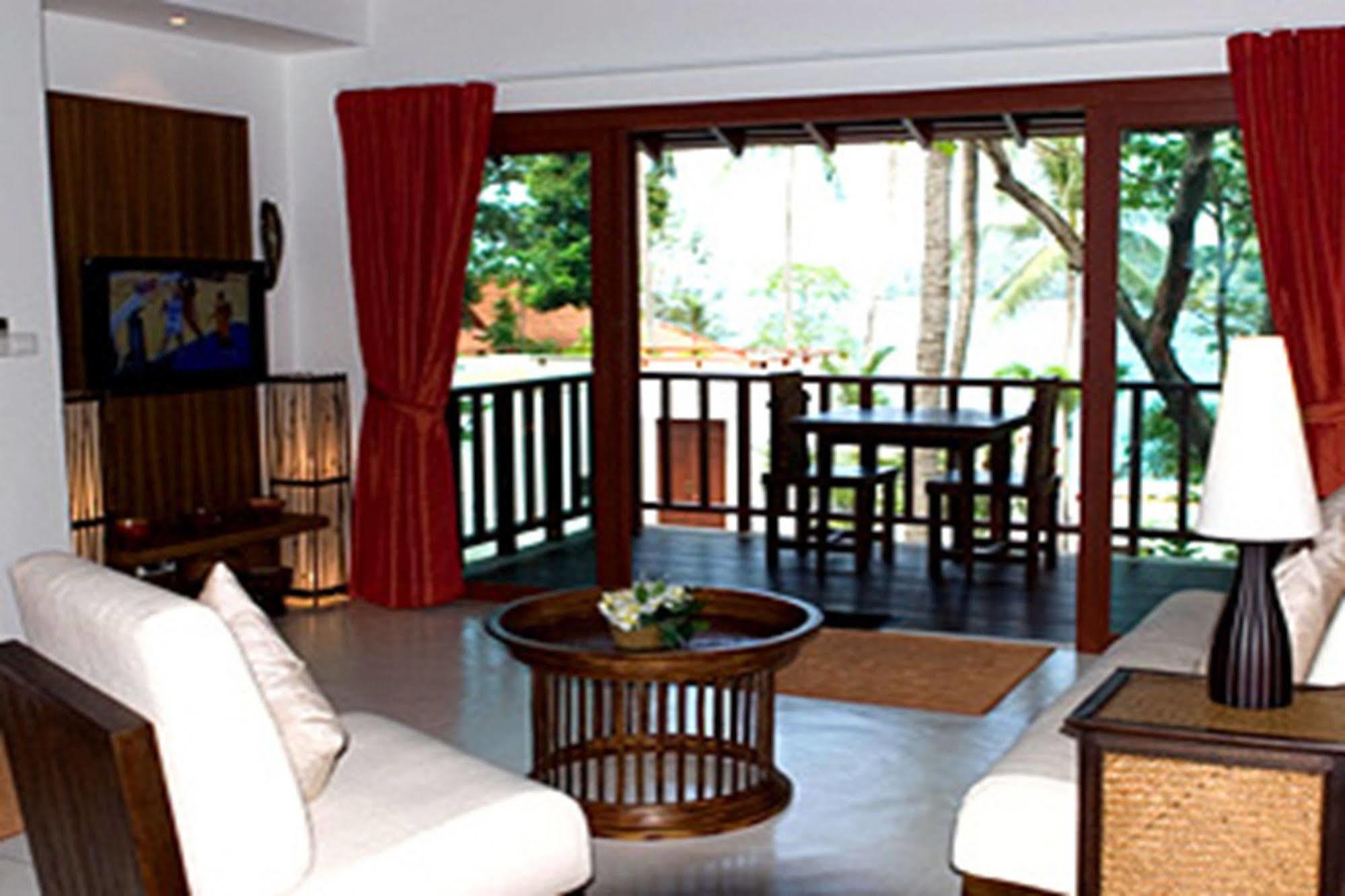 Villa Elisabeth Kata Beach  Exterior photo