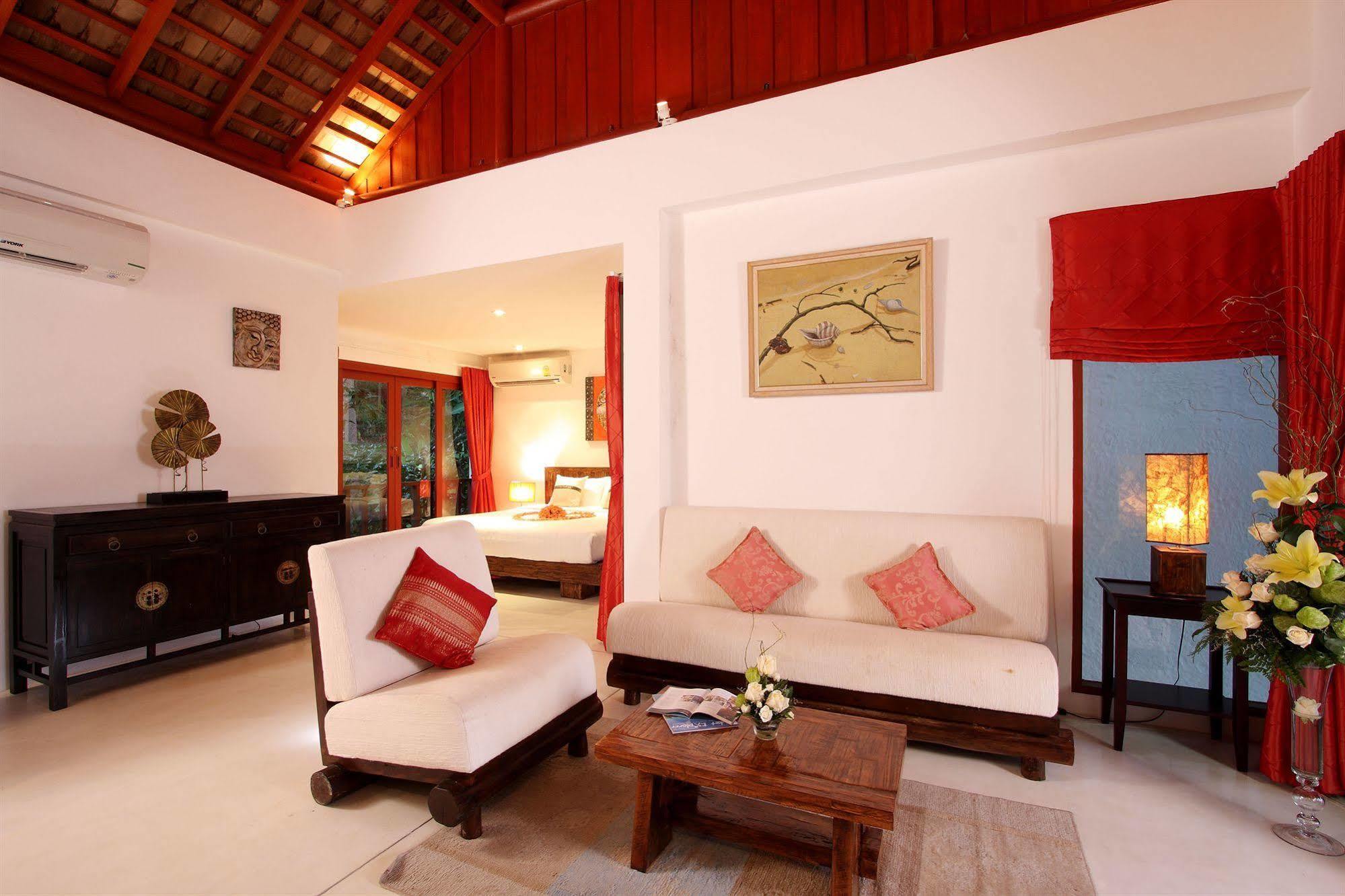 Villa Elisabeth Kata Beach  Exterior photo
